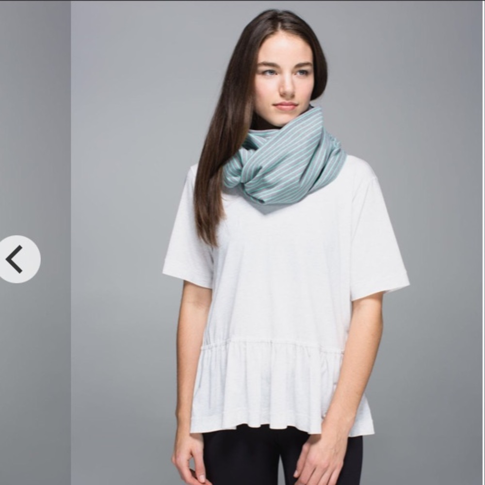 Lululemon Vinyasa Scarf Parallel Stripe Menthol